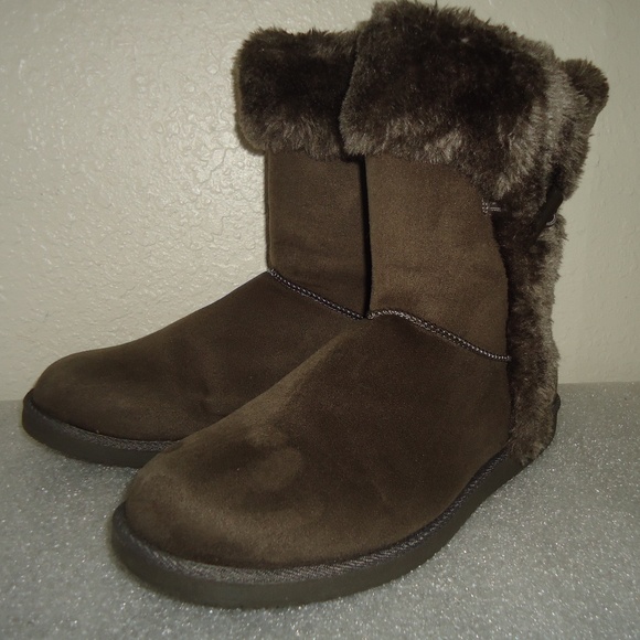 Airwalk Women's Brown Suede Faux Fur Lined Toggle Button Boots Winter Shoes 11 - Picture 3 of 13